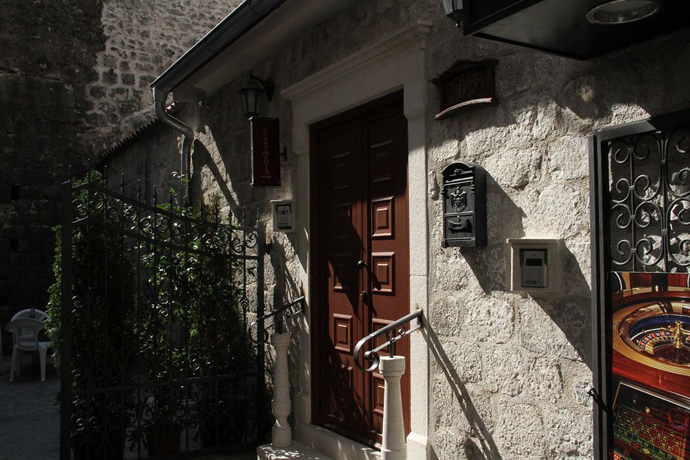 Old Town Kotor Apartments Exterior foto